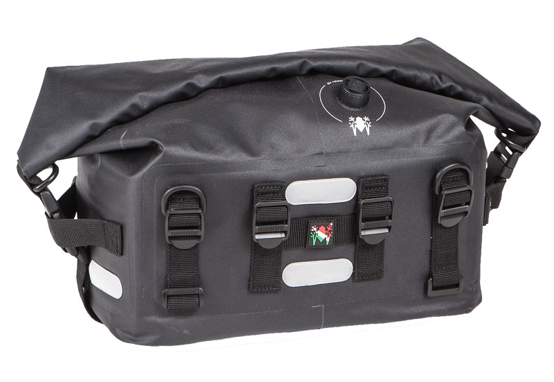 amphibious-upbag-sac-moto-universel-tanche-porte-bagages image 6
