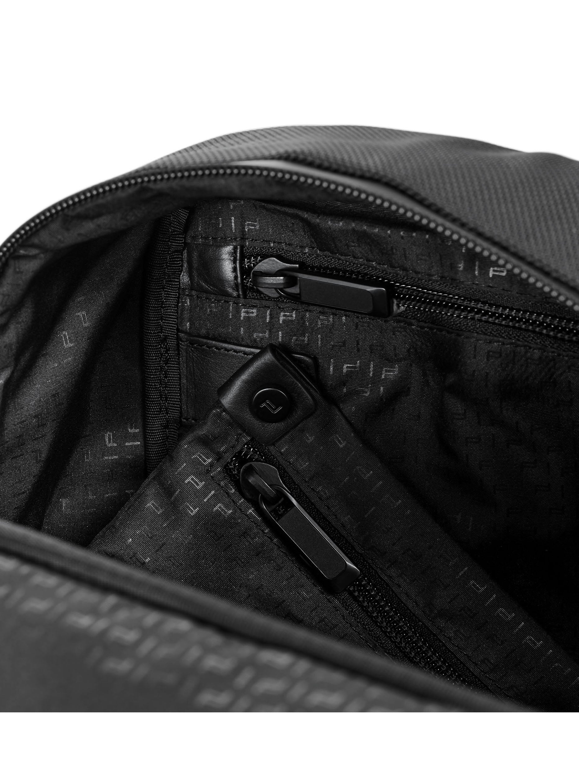 porsche-design-roadster-pro-weekender-s-sac-voyage-d-perlant image 7