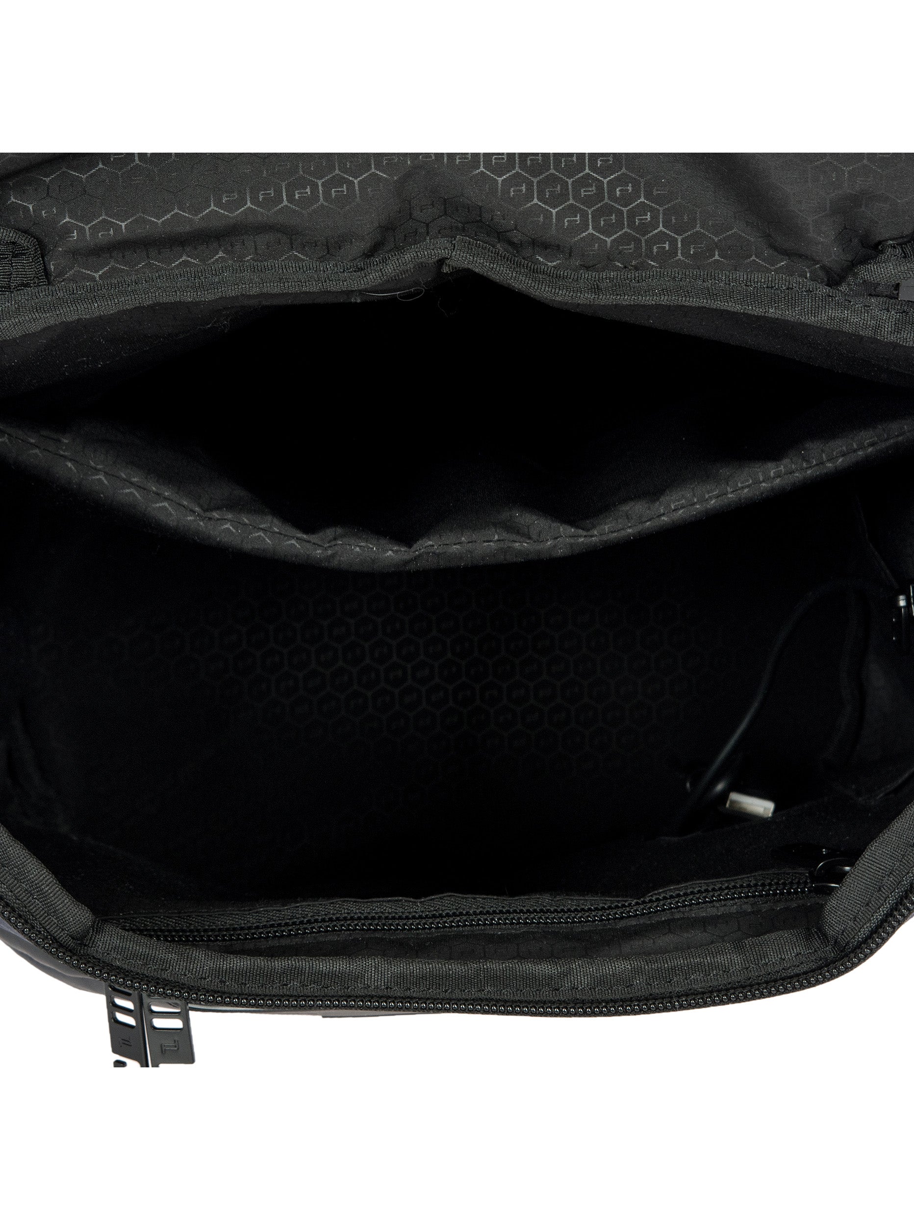 porsche-design-urban-eco-m1-sac-dos-business image 5