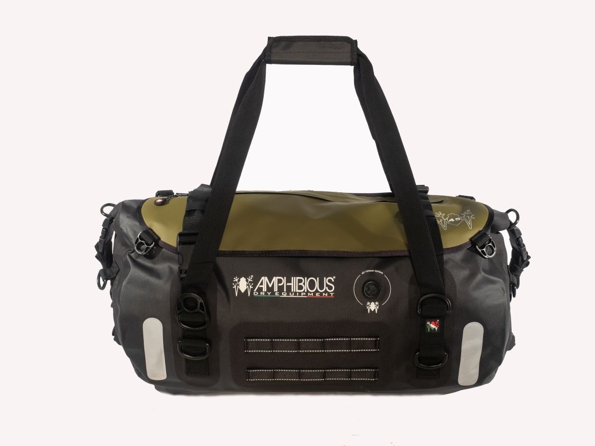 amphibious-voyager-light-evo-ii-45l-duffel-tanche-convertible image 8