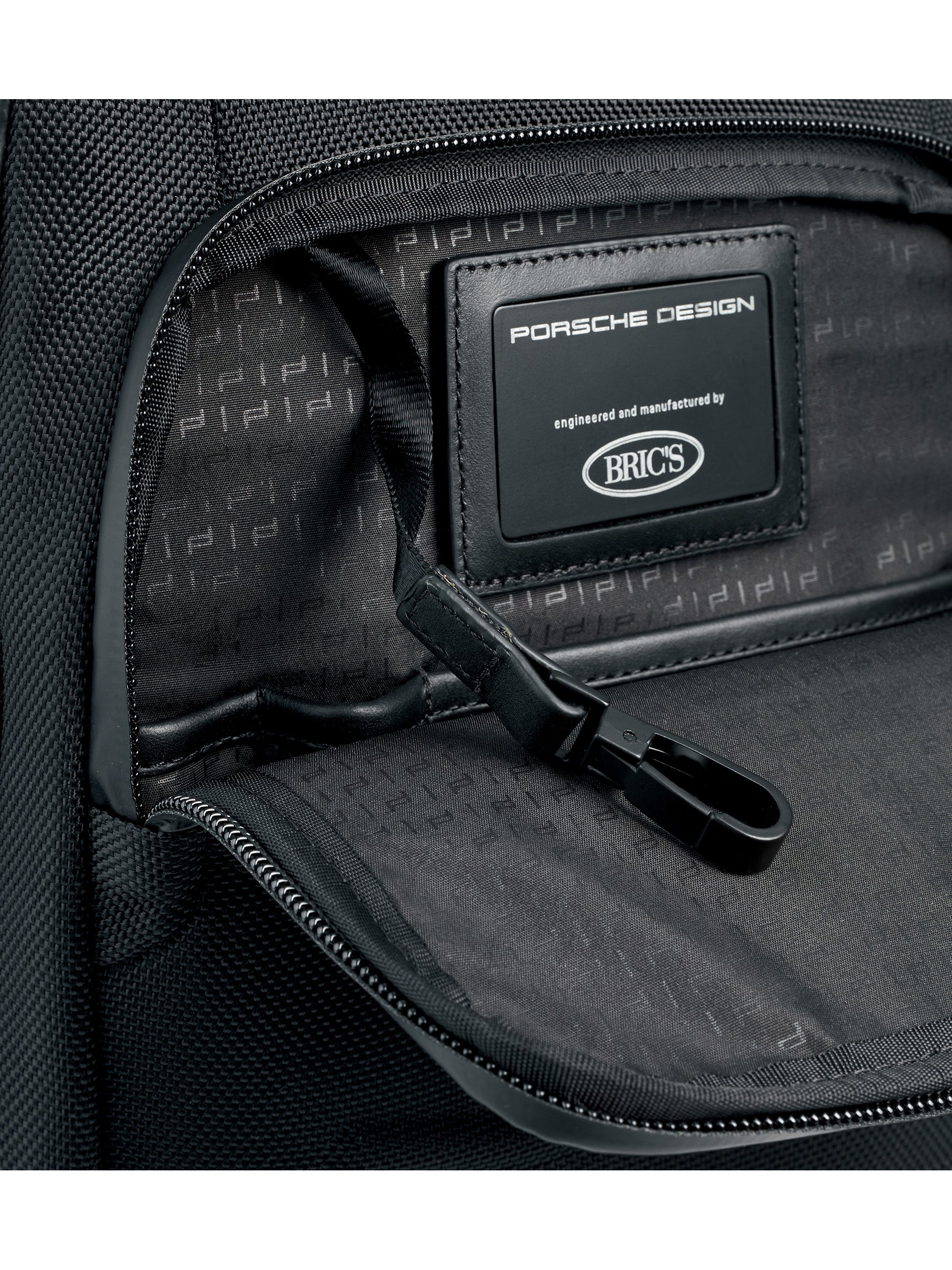 bric-s-milano-roadster-pro-shoulderbag-s-hydrofuge-tablette image 4