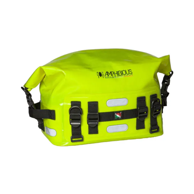 amphibious-upbag-sac-moto-universel-tanche-porte-bagages image 1