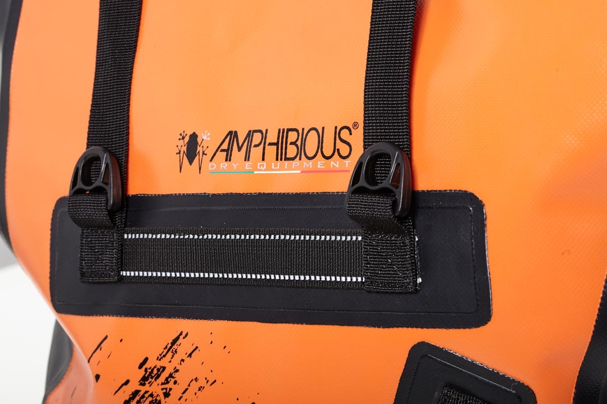 amphibious-offbag-paire-sacoches-lat-rales-moto-tanches image 4