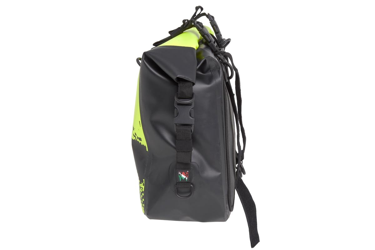 amphibious-offbag-paire-sacoches-lat-rales-moto-tanches image 3