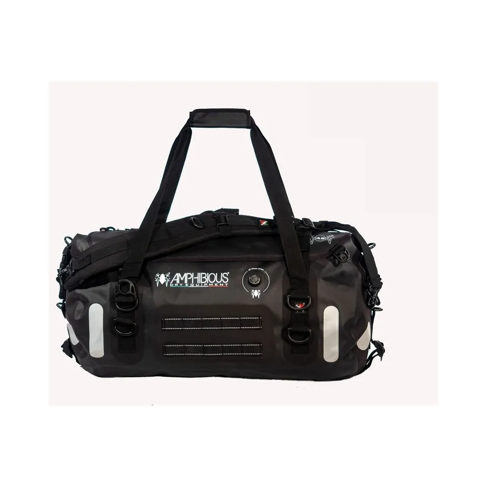 amphibious-voyager-light-evo-ii-45l-duffel-tanche-convertible image 1