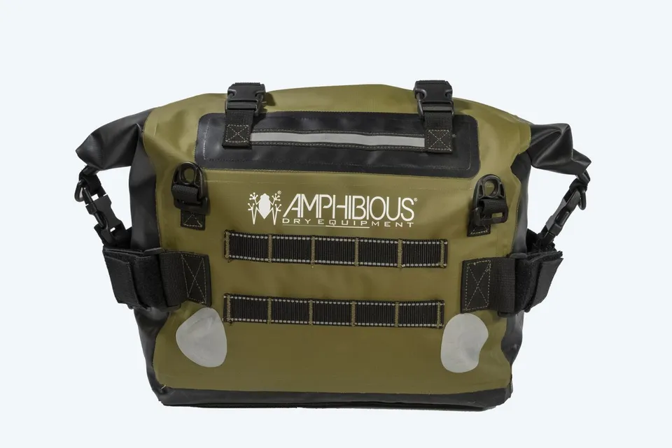 amphibious-motobag-ii-my-2024-paire-de-sacoches-moto-tanches-pvc-hd image 1