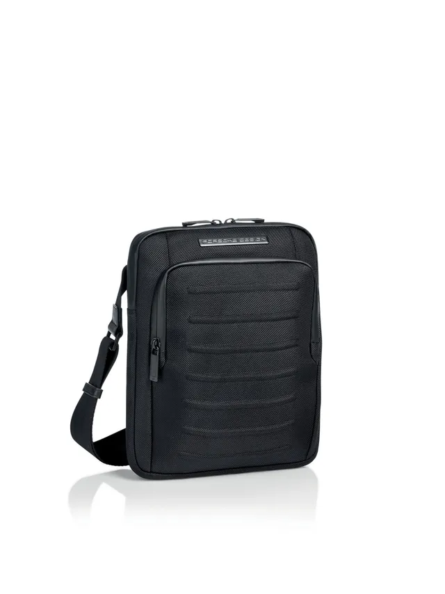 bric-s-milano-roadster-pro-shoulderbag-s-hydrofuge-tablette image 1