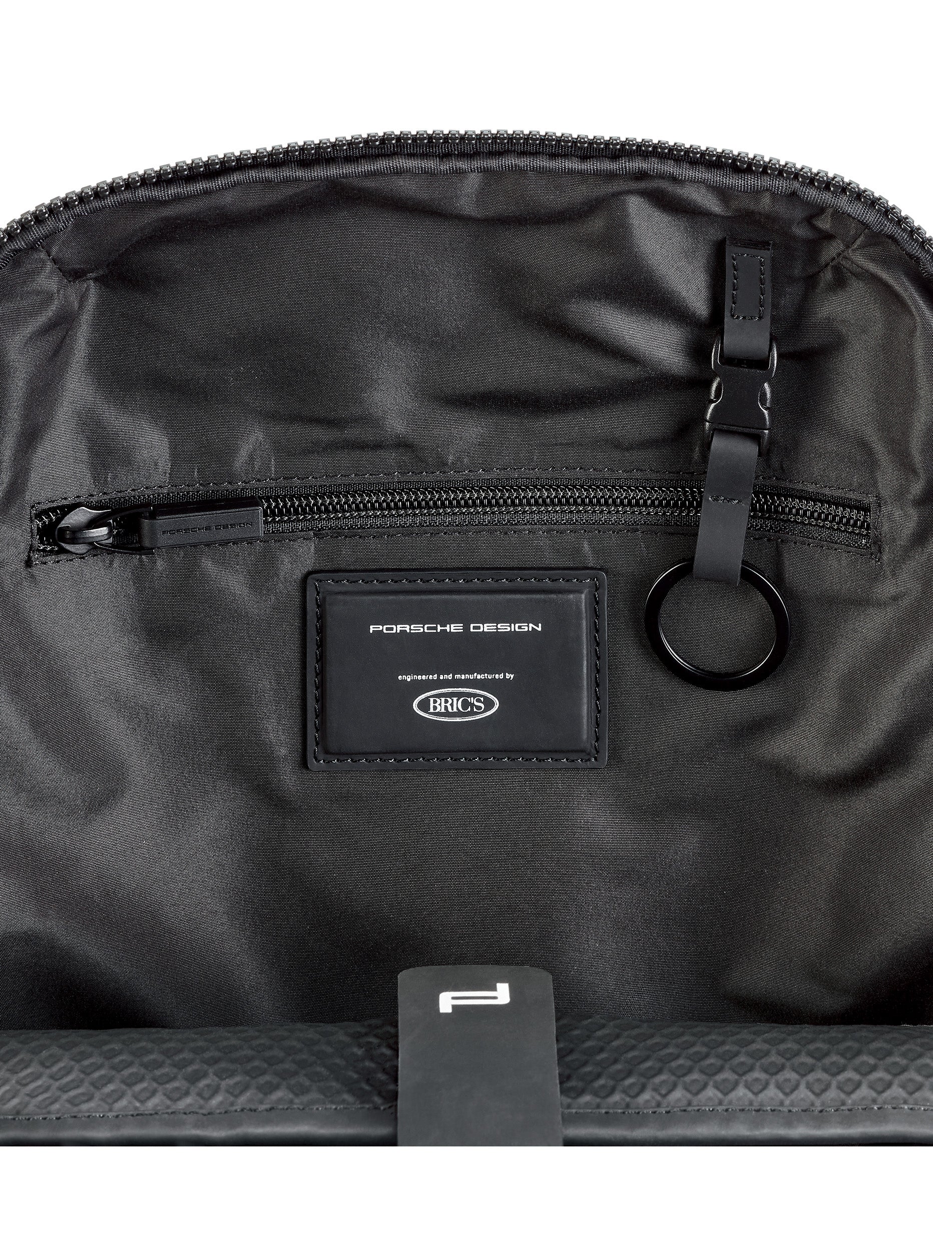 studio-collection-backpack-xs-total-black-nid-d-abeille image 7